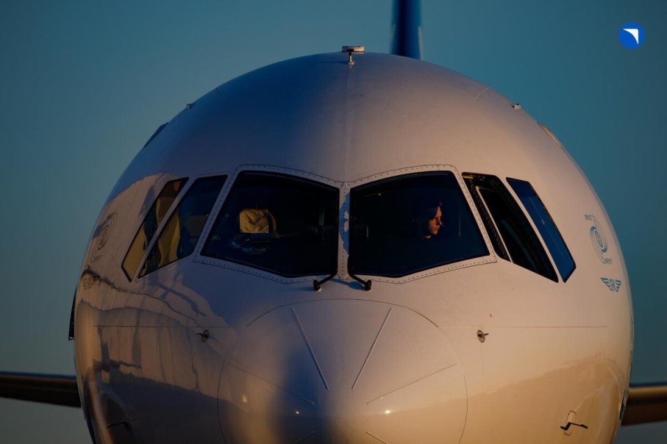 俄羅斯MC-21客機(jī)實(shí)現(xiàn)關(guān)鍵突破 首架搭載國產(chǎn)系統(tǒng)與設(shè)備原型機(jī)成功首飛